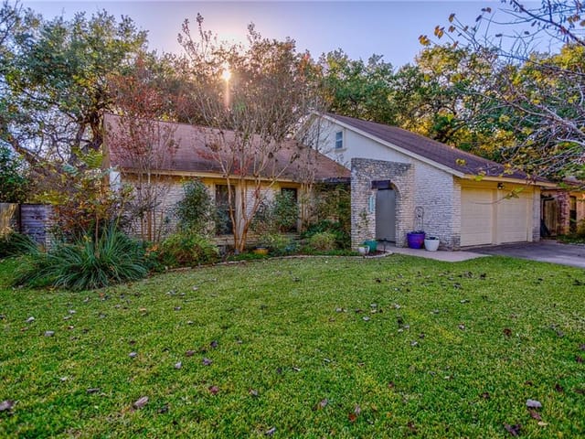2509 Redleaf Ln