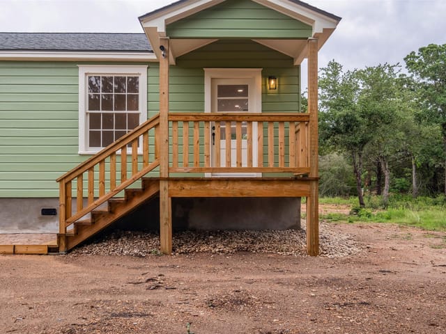 251 Foothill RD