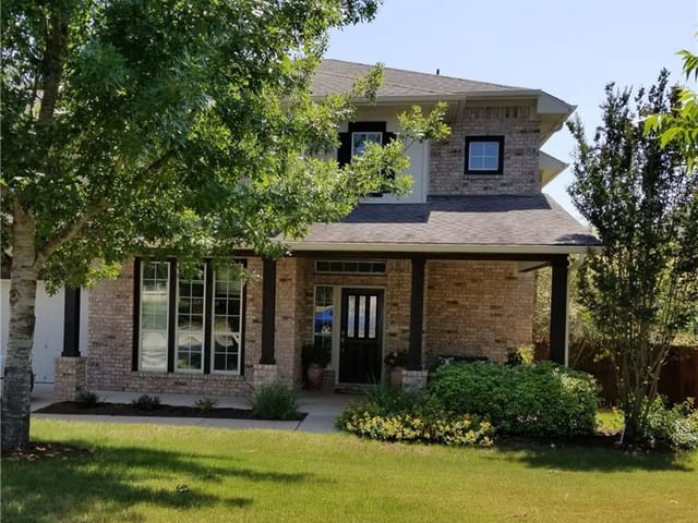 251 Lexington Dr