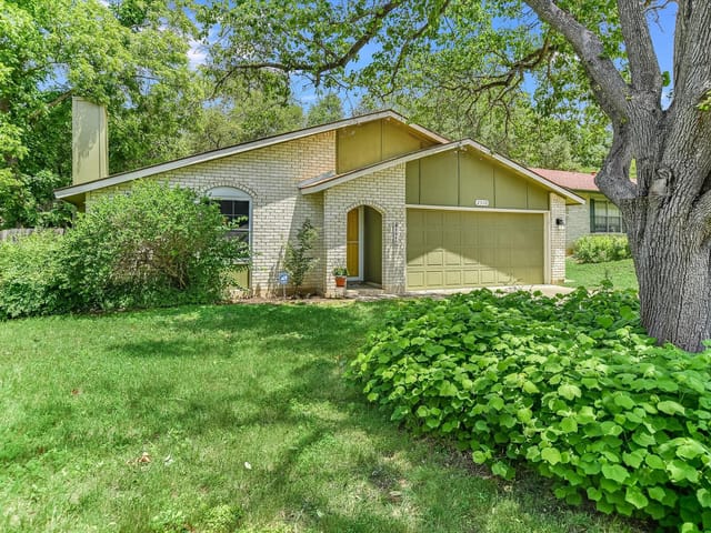 2510 Burly Oak Dr
