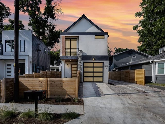 2510 E 4th St Unit #1