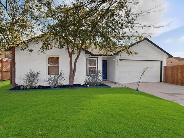 2511 Ashley WAY
