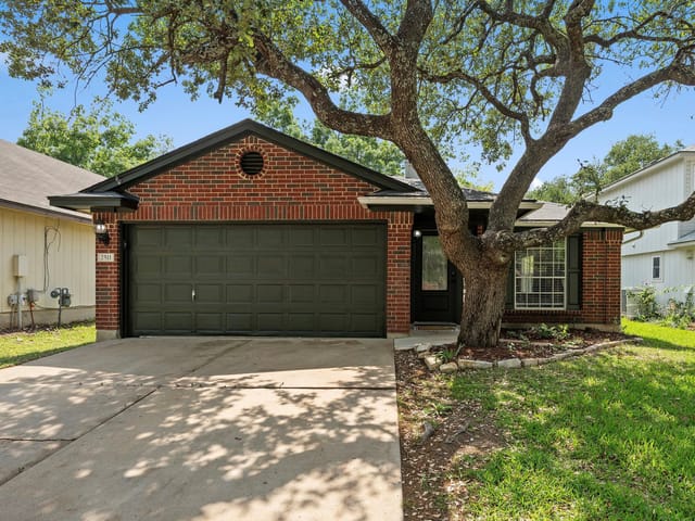 2511 Claudia Dr