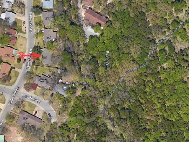 2511 Little John Ln