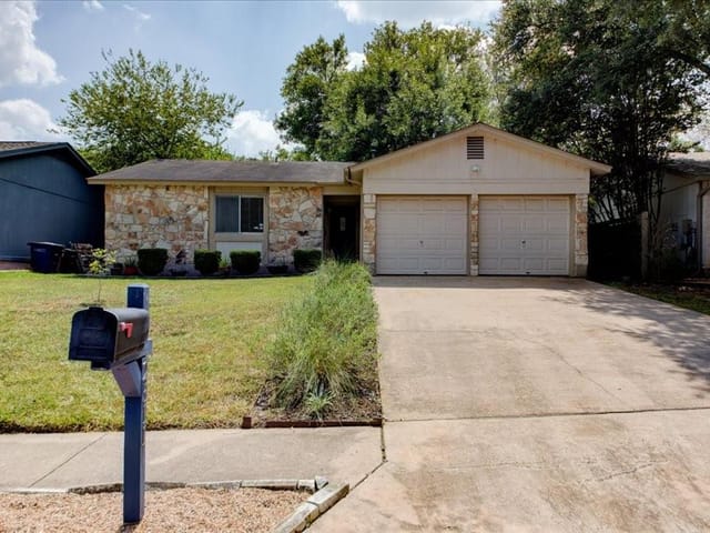 2511 Sweet Clover Dr