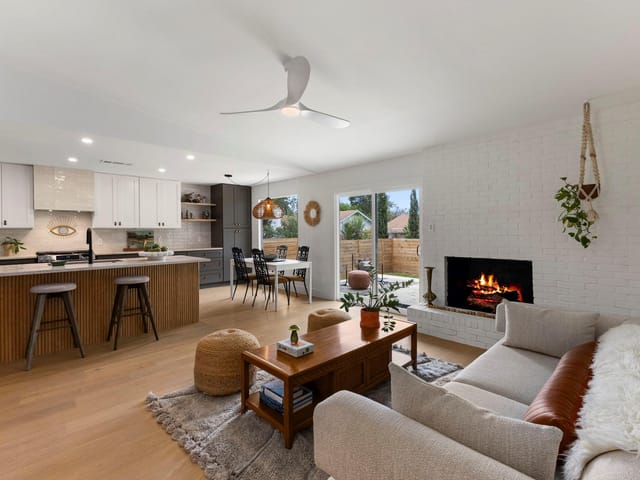 2512 McGregor DR
