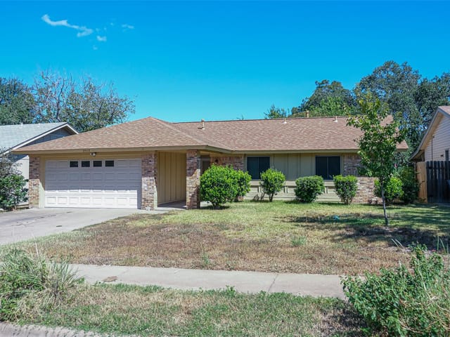 2512 McGregor DR