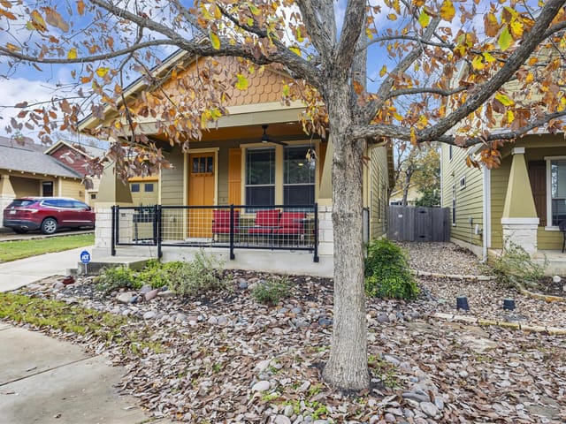 2513 Lightfoot Trl