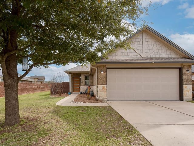 2513 Winchell LN