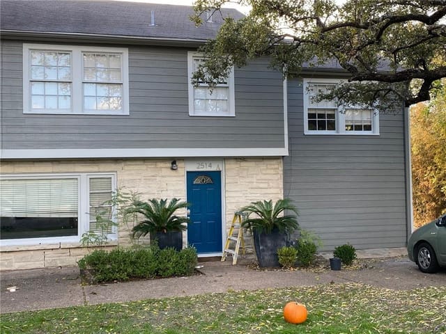 2514 Hartford RD Unit #A