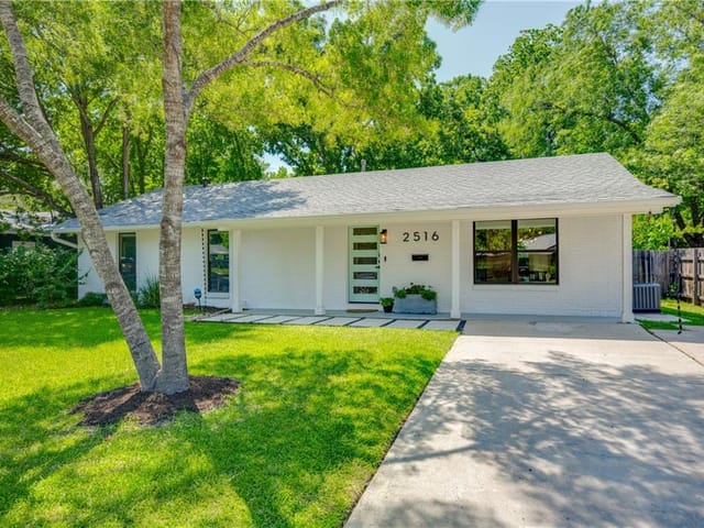 2516 Friar Tuck LN