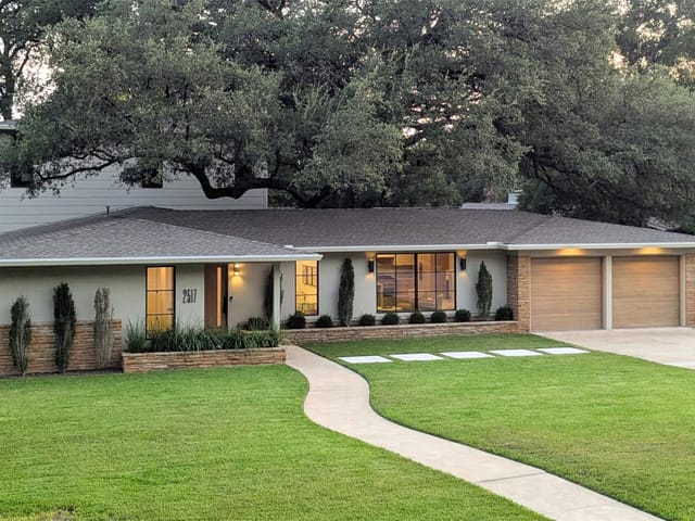 2517 Great Oaks Pkwy