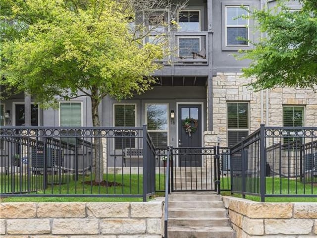 2520 Bluebonnet LN Unit #16