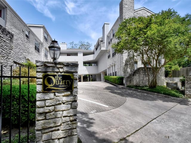 2520 Quarry Rd Unit #304