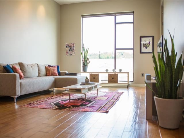 2525 S Lamar BLVD Unit #206