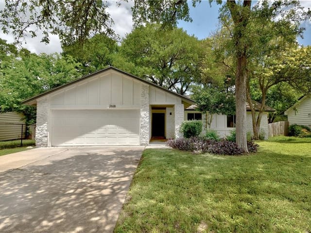 2528 Baxter Dr