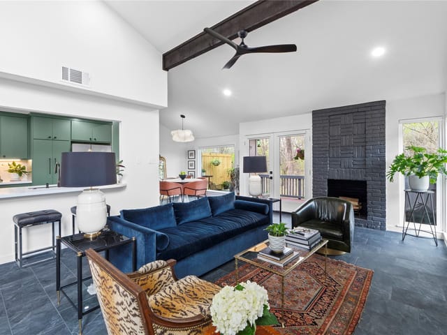 2528 Stoutwood CIR