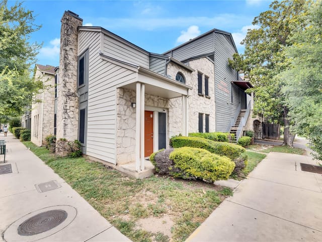 2529 Rio Grande St Unit #4