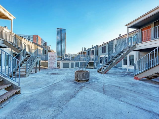 2529 Rio Grande St Unit #99