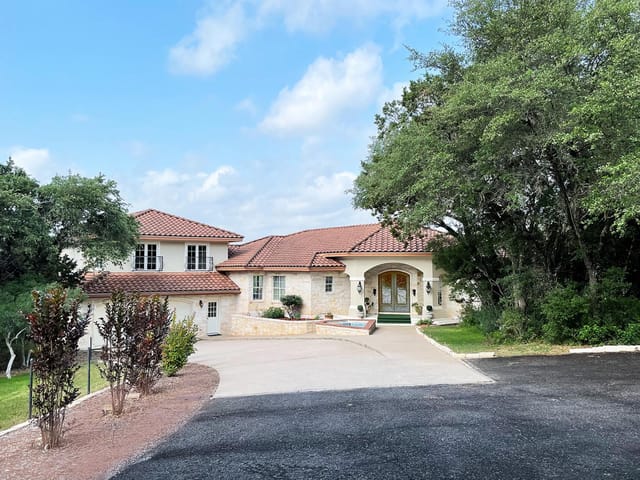 25400 River Rd