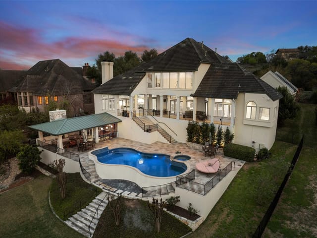2541 Waymaker WAY