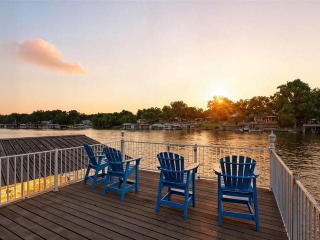2546 Williams Lakeshore