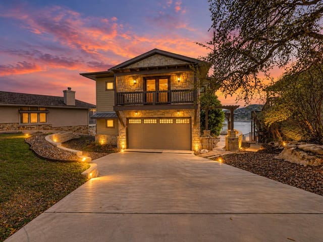 2550 Colleen DR
