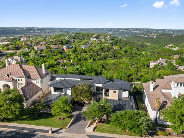View 2551 Waymaker WAY in Davenport Ranch 2551 Waymaker WAY - front exterior - Luxury home in Davenport Ranch, Austin, TX