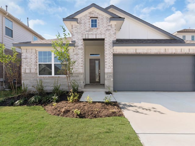 25524 Flora Bella LN