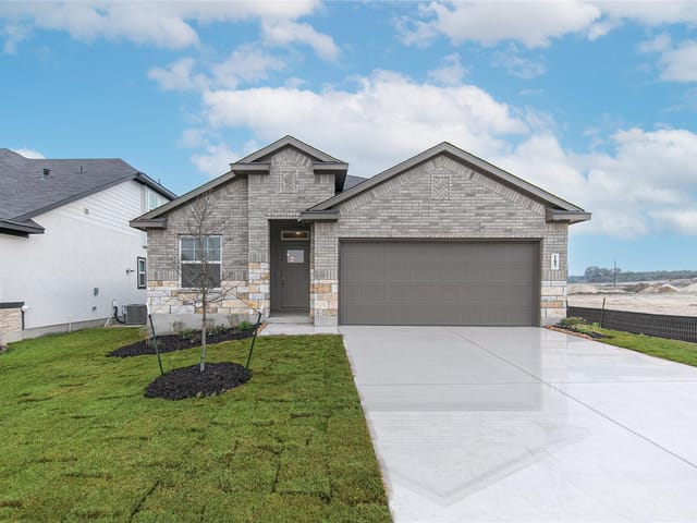 25525 Flora Bella LN