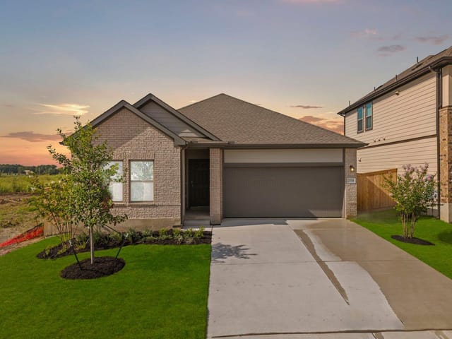 25536 Flora Bella LN