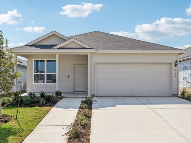 256 Elk Ave