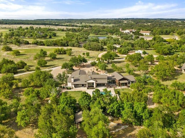 2560 Bell Springs RD