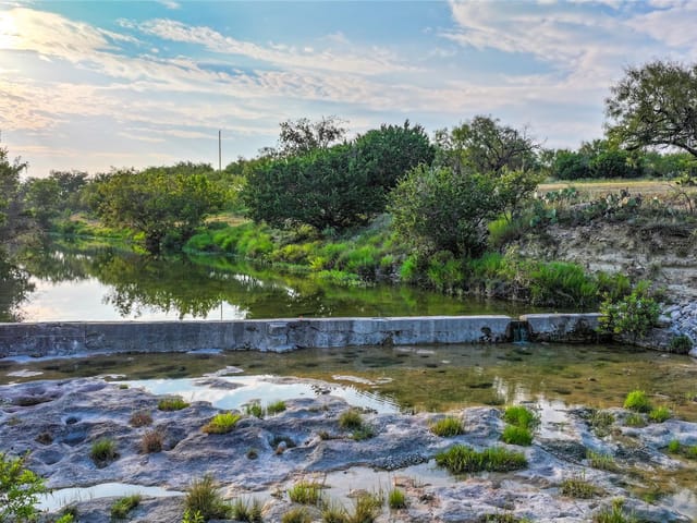 2562 County Road 2315
