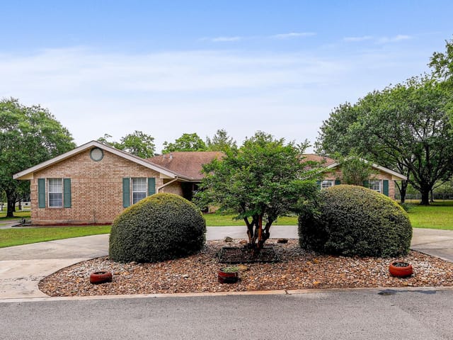259 Twin Oak Rd