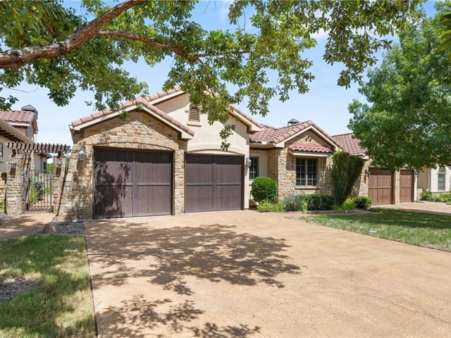 26 Borello Dr Unit #26