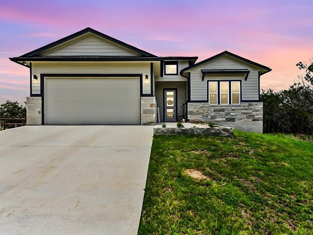 26 Quiet Meadow CIR