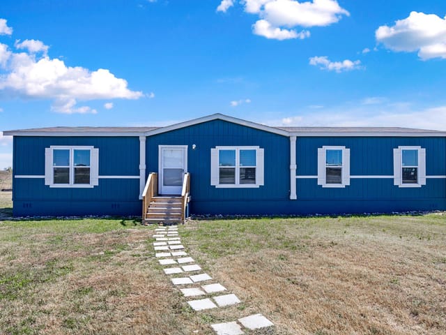 260 Castellana Way