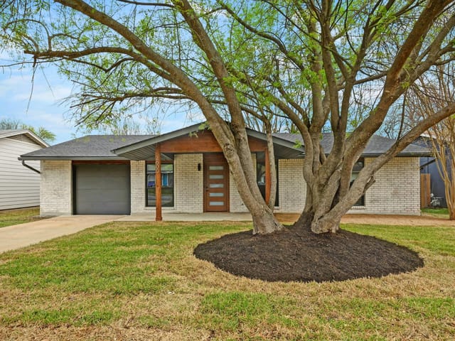 2600 Berkett DR