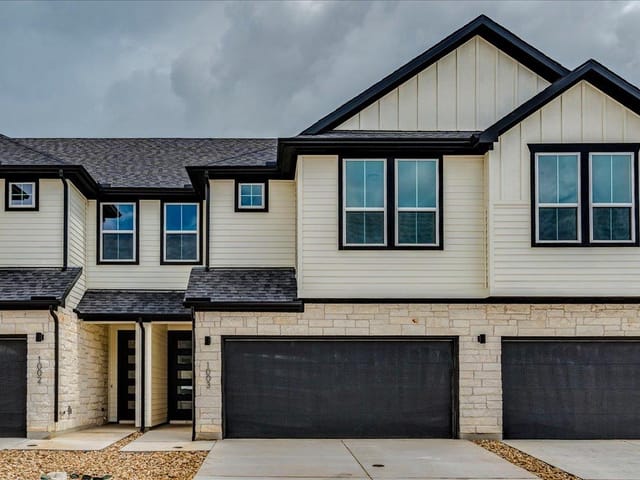 2600 Gattis School RD Unit #1003