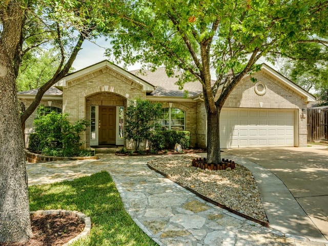 2601 Cascade Falls Dr