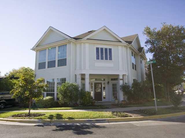 2601 Kinney Oaks CT