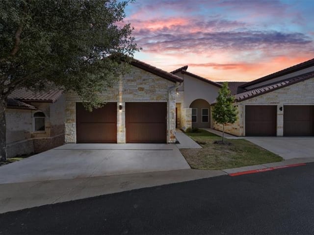 2601 N Quinlan Park Rd Unit #304