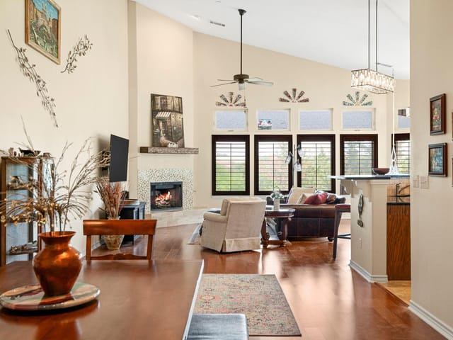 2601 N Quinlan Park Rd Unit #401