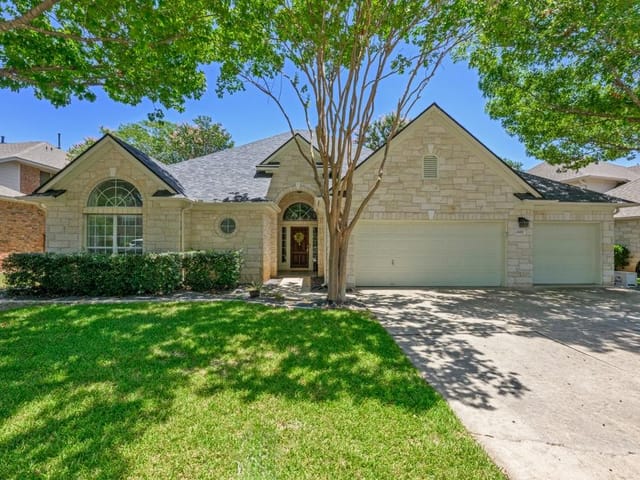 2602 Henley DR