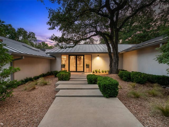 2602 Pickwick Ln
