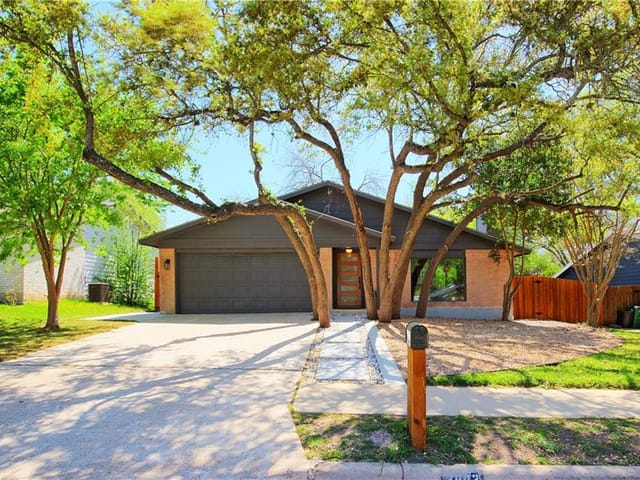 2603 Burly Oak Dr