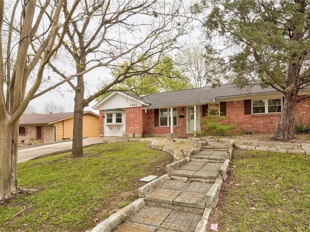 2603 Little John Ln