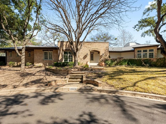 2603 Oakdale CT