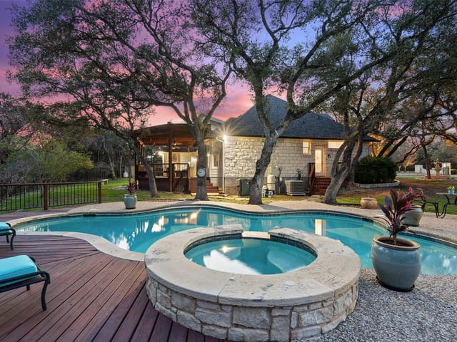 2603 Pyramid Dr